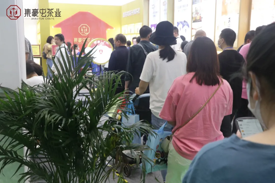 母親節(jié)，讓我們以茶敬愛