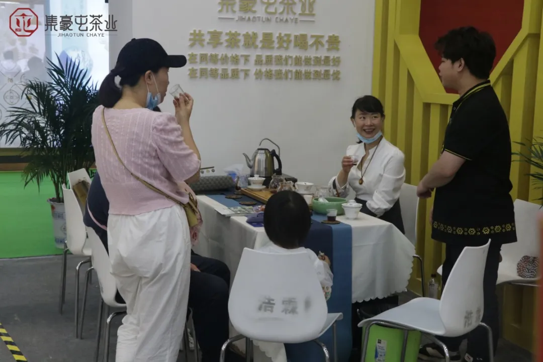 母親節(jié)，讓我們以茶敬愛